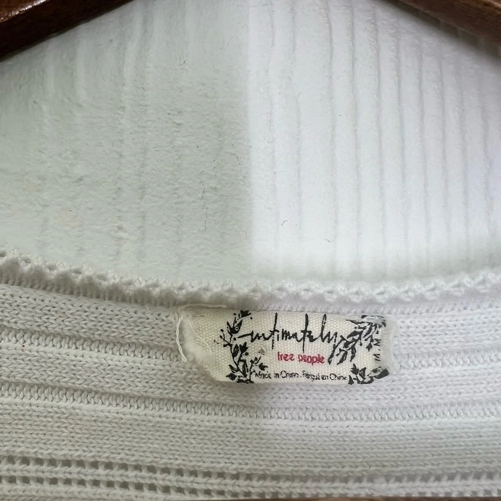 Free People - White Open Fun Design Long Sleeve Trimmed Pink Crop Top Medium